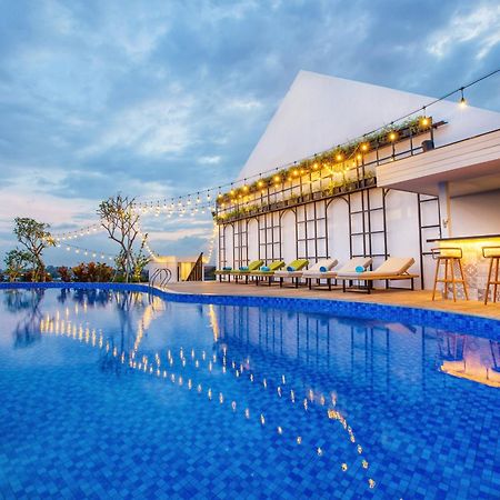 Rv Hotel Gianyar Payangan Exterior foto