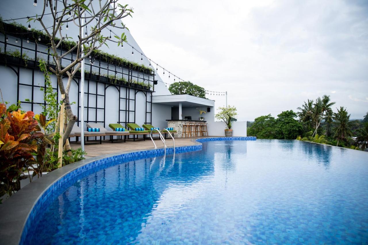 Rv Hotel Gianyar Payangan Exterior foto